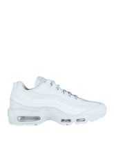 NIKE Low Sneakers & Tennisschuhe