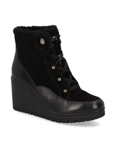 Tommy Hilfiger Warmlined Mid Wedge Boot