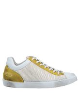 2STAR Low Sneakers & Tennisschuhe