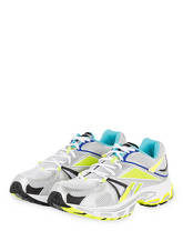 Vetements Sneaker Spike Runner 200 weiss