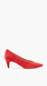 Retro-Pumps aus softem Veloursleder