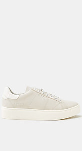 fashion lace up
