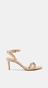 Trendige Sandalette mit Nieten-Dekor