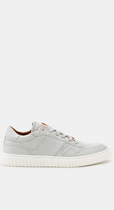 Urbaner Retro-Sneaker aus Leder