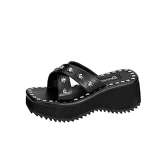 Demonia® Skull Flip Plateau-Pantoletten schwarz Damen