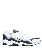 NIKE Low Sneakers & Tennisschuhe