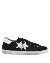 2STAR Low Sneakers & Tennisschuhe