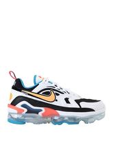 NIKE Low Sneakers & Tennisschuhe