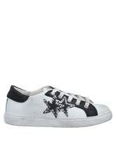 2STAR Low Sneakers & Tennisschuhe