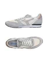 MIZUNO Low Sneakers & Tennisschuhe