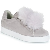 André  Sneaker POMPON