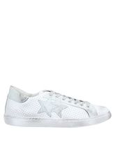 2STAR Low Sneakers & Tennisschuhe