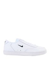 NIKE Low Sneakers & Tennisschuhe