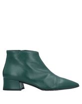 STELE Ankle Boots