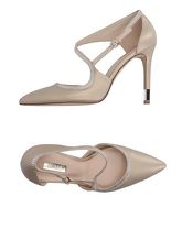 GUESS Pumps