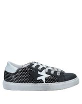 2STAR Low Sneakers & Tennisschuhe