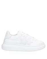 2STAR Low Sneakers & Tennisschuhe