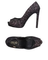 LIU •JO Pumps