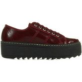 Victoria  Sneaker Plataforma Dentada Charol