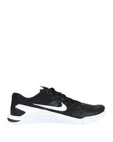 NIKE Low Sneakers & Tennisschuhe