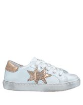 2STAR Low Sneakers & Tennisschuhe