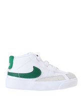 NIKE Low Sneakers & Tennisschuhe