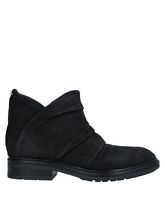 STELE Ankle Boots