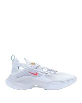 NIKE Low Sneakers & Tennisschuhe