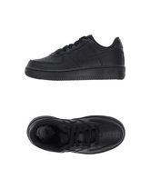 NIKE Low Sneakers & Tennisschuhe