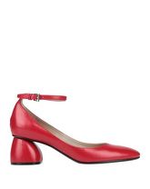 CARVEN Pumps