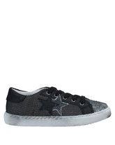 2STAR Low Sneakers & Tennisschuhe