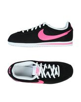 NIKE Low Sneakers & Tennisschuhe