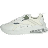 Date  Sneaker AURA