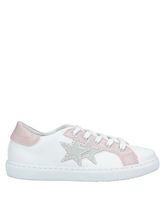 2STAR Low Sneakers & Tennisschuhe