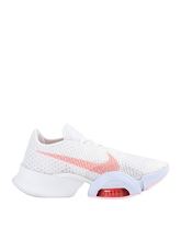 NIKE Low Sneakers & Tennisschuhe