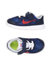 NIKE Low Sneakers & Tennisschuhe