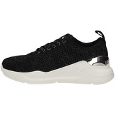 Uma Parker  Sneaker 030120