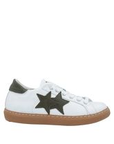 2STAR Low Sneakers & Tennisschuhe