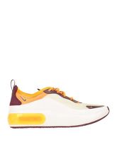 NIKE Low Sneakers & Tennisschuhe