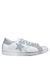 2STAR Low Sneakers & Tennisschuhe