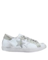 2STAR Low Sneakers & Tennisschuhe