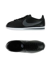 NIKE Low Sneakers & Tennisschuhe