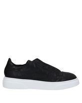 MASNADA Low Sneakers & Tennisschuhe