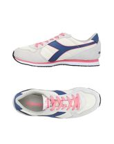 DIADORA Low Sneakers & Tennisschuhe