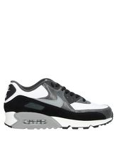 NIKE Low Sneakers & Tennisschuhe