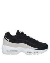 NIKE Low Sneakers & Tennisschuhe