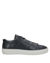 CESARE P. Low Sneakers & Tennisschuhe