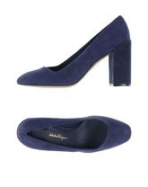 SALVATORE FERRAGAMO Pumps