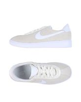 NIKE Low Sneakers & Tennisschuhe