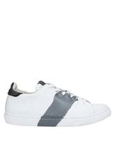 2STAR Low Sneakers & Tennisschuhe